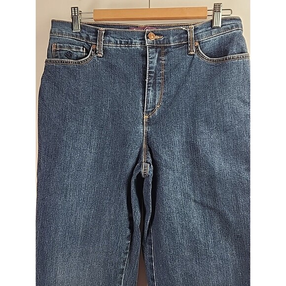 Gloria Vanderbilt Jeans Women's 10 Amanda Blue Denim Straight Leg - Picture 4 of 11